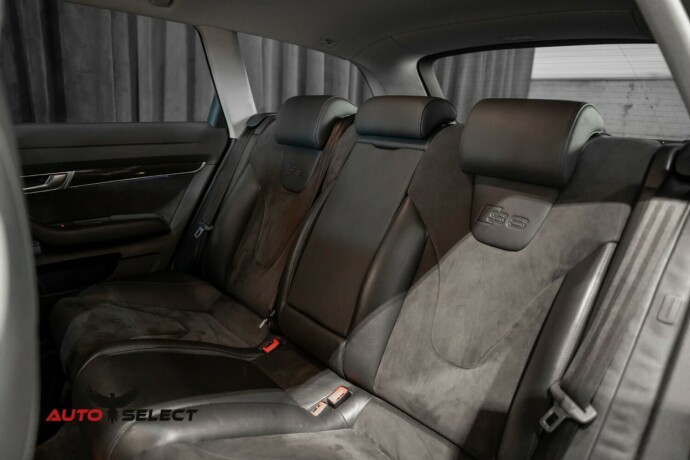 audi-s6-bensin-2010-big-16