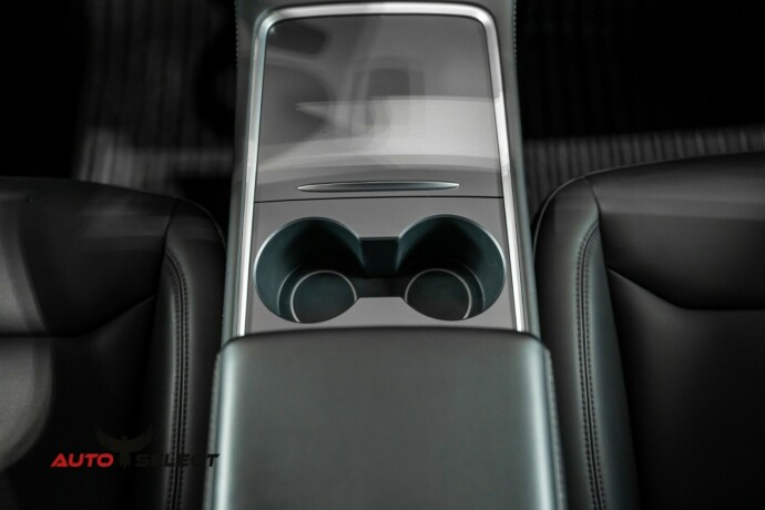 tesla-model-y-elektrisitet-2023-big-37