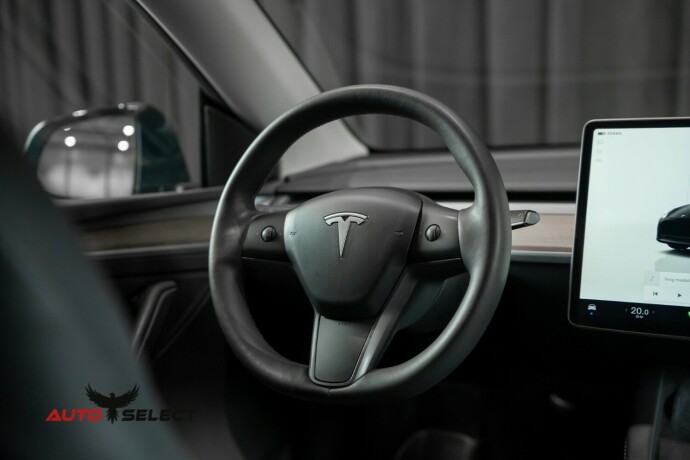 tesla-model-y-elektrisitet-2023-big-30