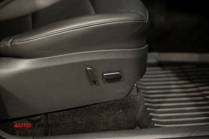 tesla-model-y-elektrisitet-2023-big-20