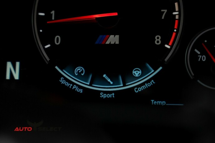 bmw-m6-bensin-2014-big-43