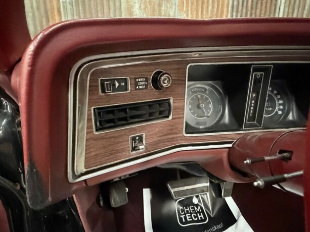 pontiac-grand-ville-bensin-1973-big-23