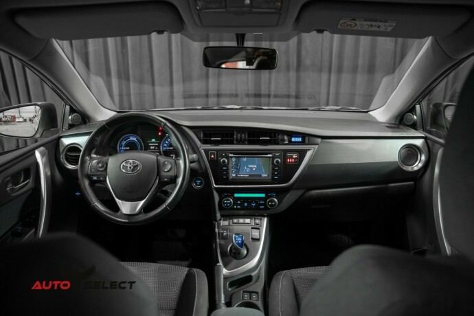 toyota-auris-elektrisitetbensin-2013-big-20