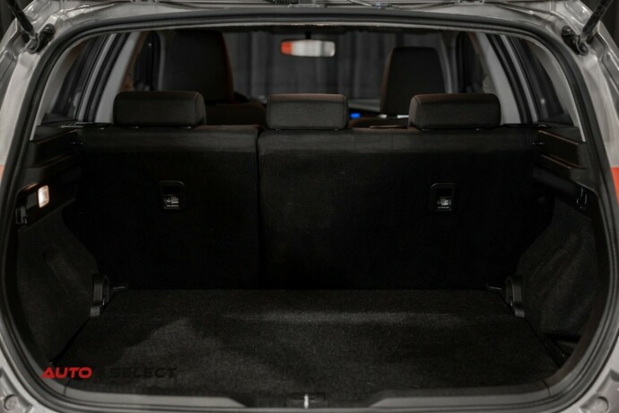 toyota-auris-elektrisitetbensin-2013-big-39