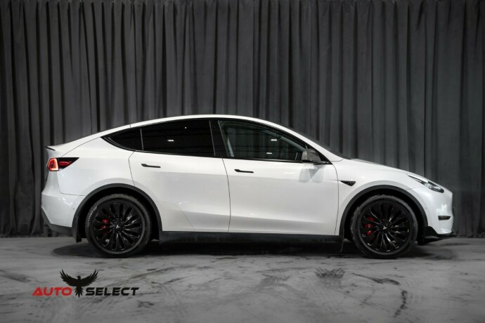 tesla-model-y-elektrisitet-2021-big-13