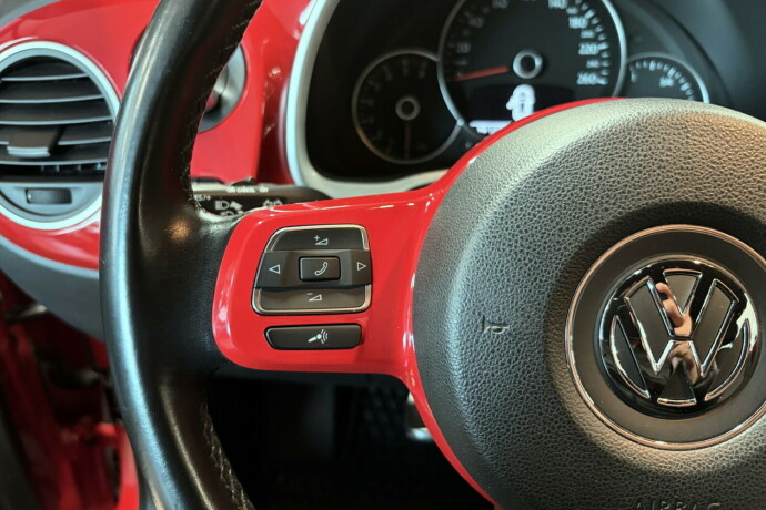 volkswagen-beetle-bensin-2012-big-22