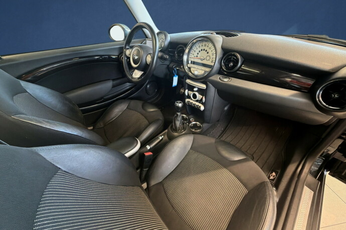 mini-cooper-s-bensin-2008-big-11