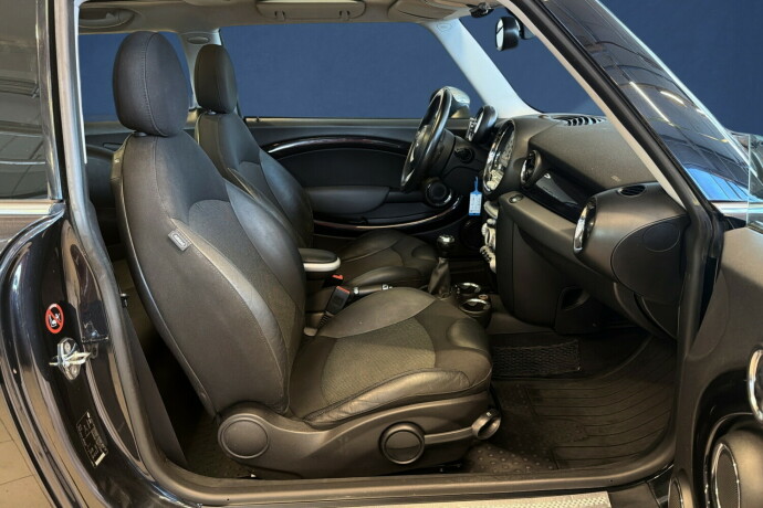 mini-cooper-s-bensin-2008-big-12