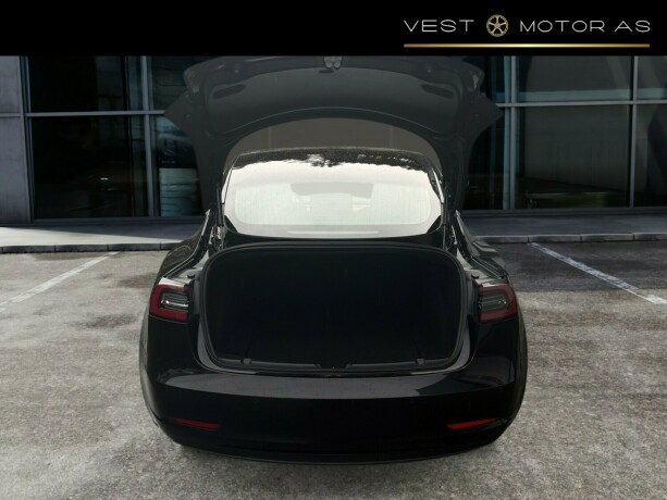 tesla-model-3-elektrisitet-2019-big-6