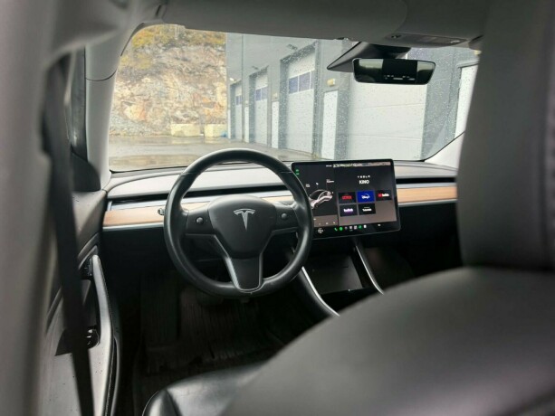 tesla-model-3-elektrisitet-2019-big-10