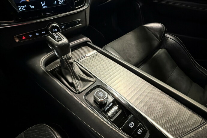 volvo-v90-diesel-2018-big-18