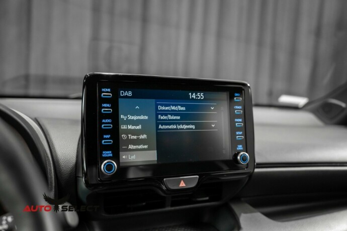 toyota-gr-yaris-bensin-2021-big-37
