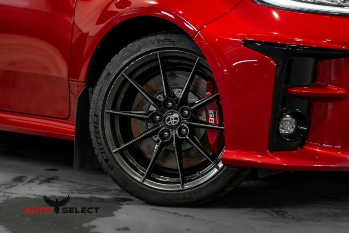 toyota-gr-yaris-bensin-2021-big-2