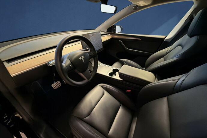 tesla-model-y-elektrisitet-2023-big-8
