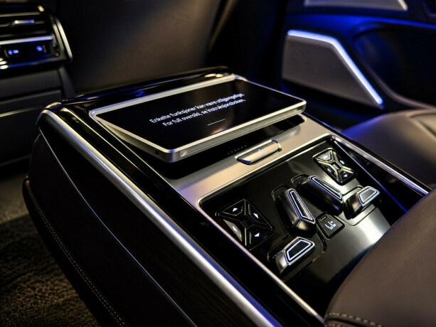 audi-a8-elektrisitetbensin-2018-big-31