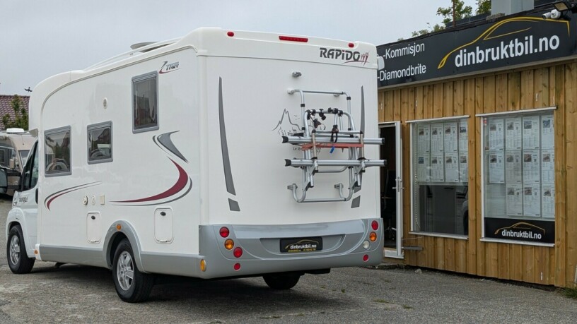 rapido-776ff-lav-seng-senkeseng-truma-6kw-eh-skinn-topputgave-fukttest-gasstest-tilstandsrapport-diesel-2011-big-7