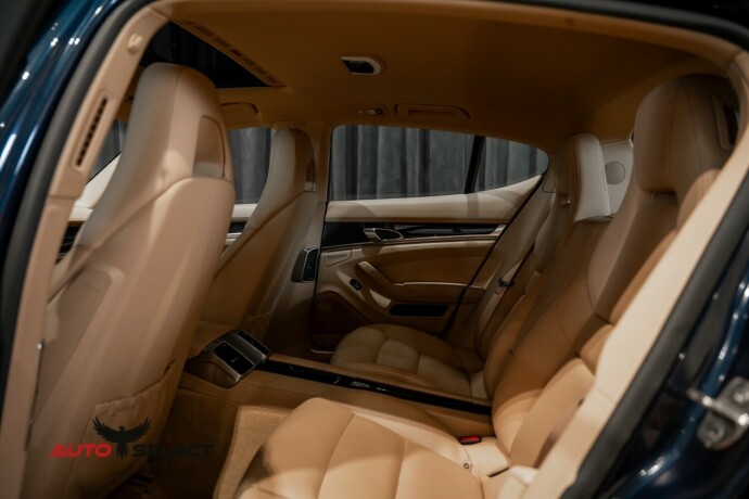 porsche-panamera-diesel-2012-big-17