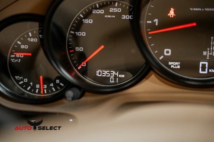 porsche-panamera-diesel-2012-big-34