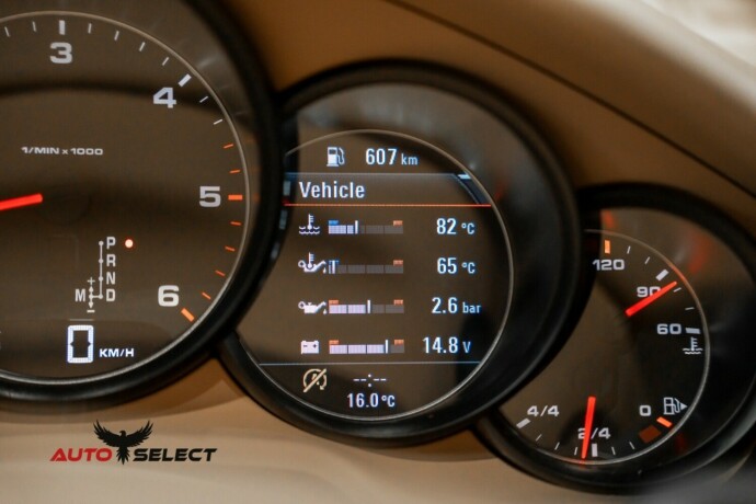porsche-panamera-diesel-2012-big-35