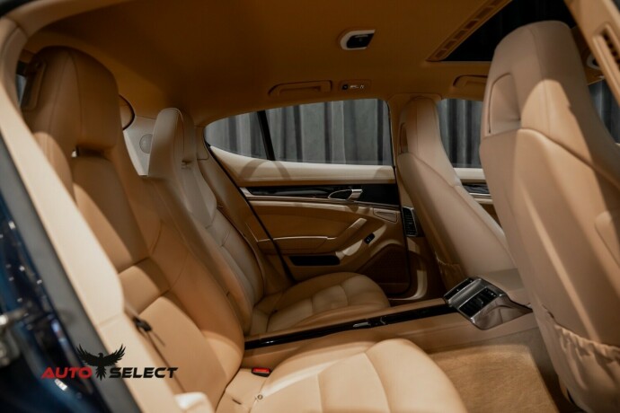 porsche-panamera-diesel-2012-big-15