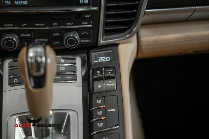 porsche-panamera-diesel-2012-big-45