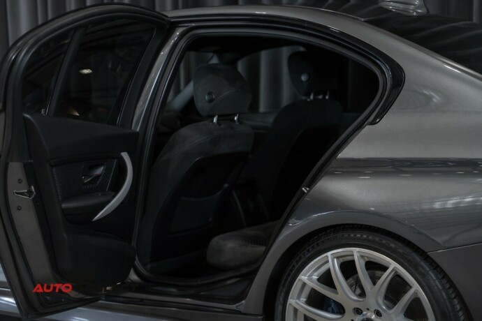 bmw-328i-bensin-2014-big-17