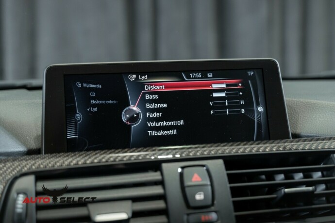 bmw-328i-bensin-2014-big-39