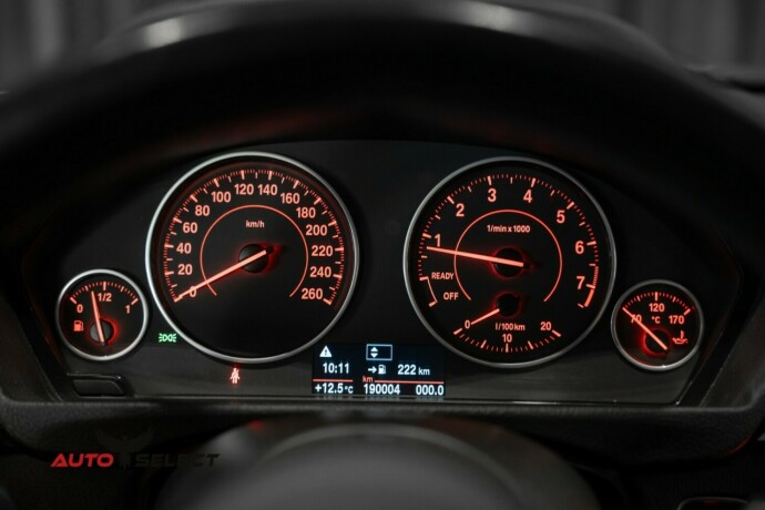 bmw-328i-bensin-2014-big-32