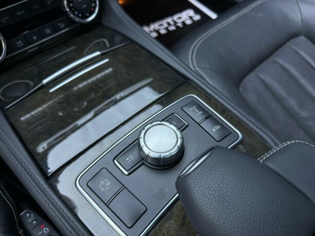 mercedes-benz-cls500-bensin-2012-big-24