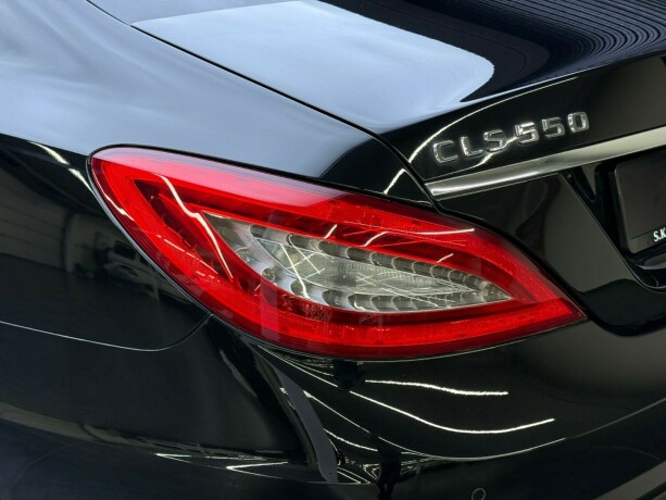 mercedes-benz-cls500-bensin-2012-big-6