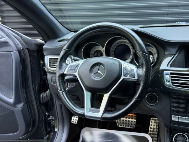 mercedes-benz-cls500-bensin-2012-big-12