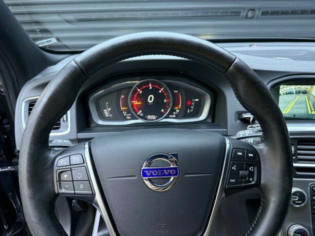 volvo-v60-diesel-2017-big-12