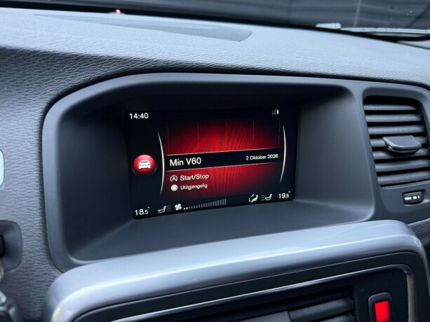 volvo-v60-diesel-2017-big-19