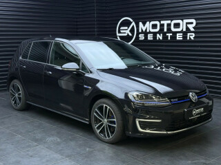 Volkswagen | Golf VII | Elektrisitet+bensin | 2017