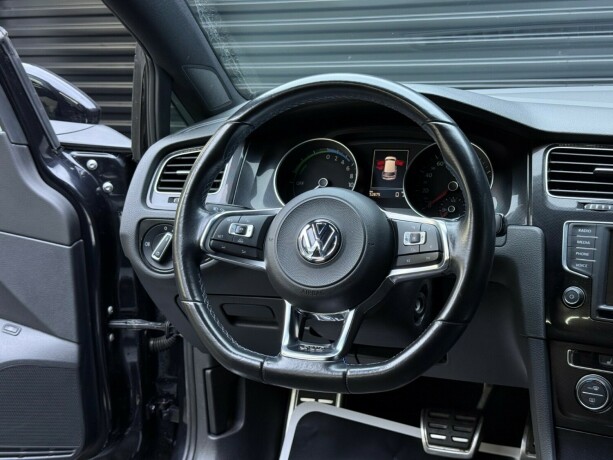 volkswagen-golf-vii-elektrisitetbensin-2017-big-10