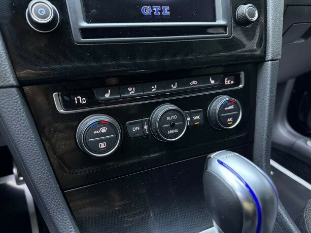 volkswagen-golf-vii-elektrisitetbensin-2017-big-22