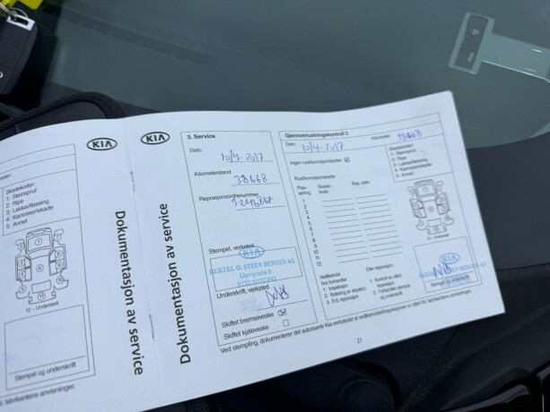 kia-rio-bensin-2015-big-30