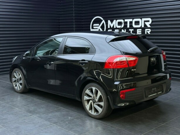 kia-rio-bensin-2015-big-1