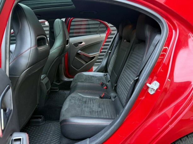 mercedes-benz-a180-bensin-2015-big-27
