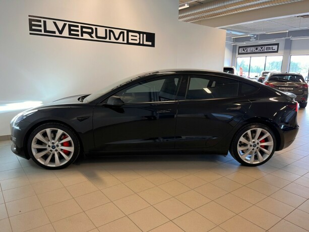 tesla-model-3-elektrisitet-2022-big-10