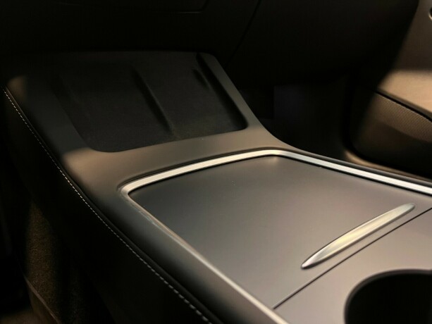 tesla-model-3-elektrisitet-2022-big-40