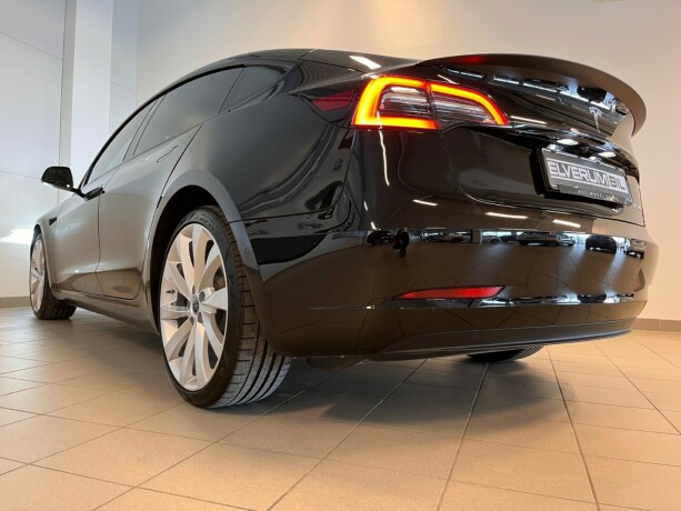 tesla-model-3-elektrisitet-2022-big-13