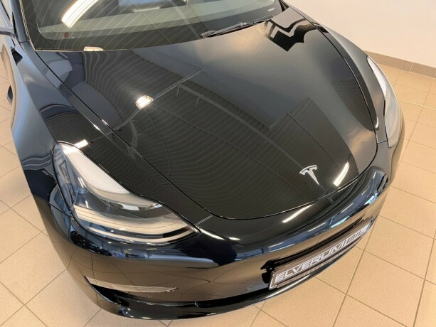 tesla-model-3-elektrisitet-2022-big-22