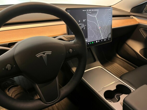 tesla-model-3-elektrisitet-2022-big-38