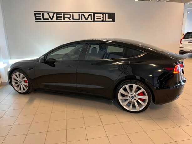 tesla-model-3-elektrisitet-2022-big-11