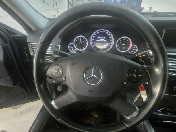 mercedes-benz-e200c-diesel-2012-big-7
