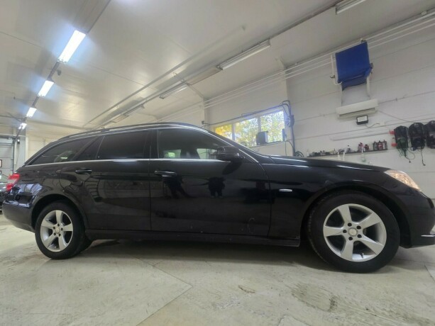 mercedes-benz-e200c-diesel-2012-big-5