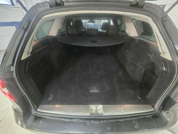 mercedes-benz-e200c-diesel-2012-big-14