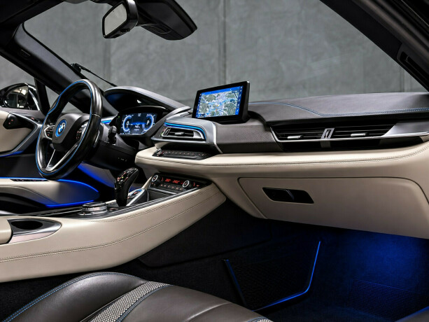 bmw-i8-elektrisitetbensin-2015-big-8