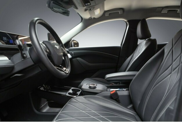 ford-mustang-mach-e-elektrisitet-2023-big-10